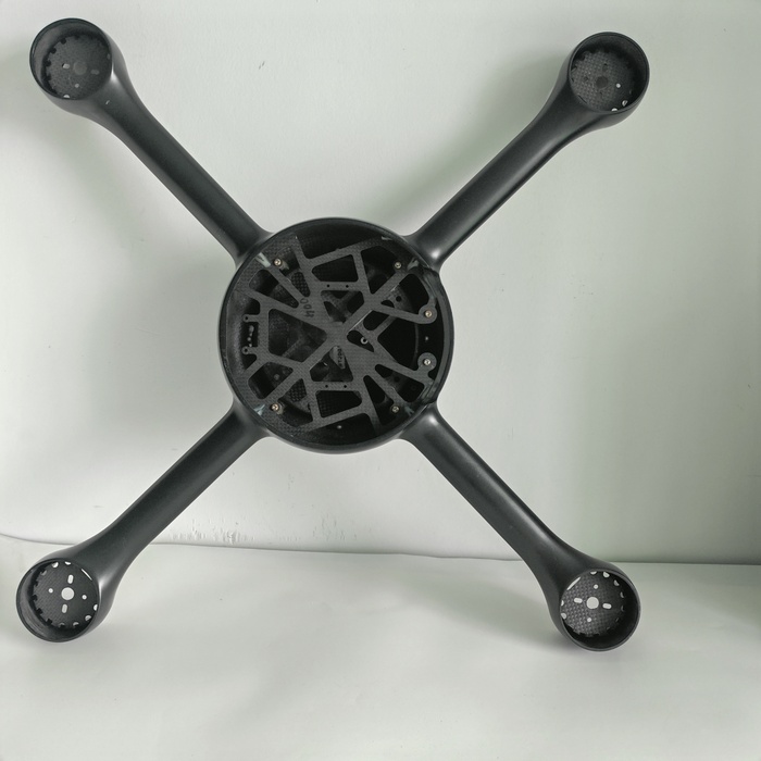 碳纖維無(wú)人機(jī)殼體2.jpg